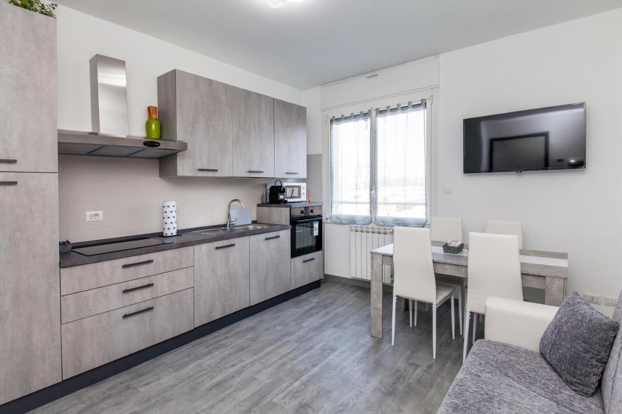 E-Bicocca Apartment มิลาน ภายนอก รูปภาพ