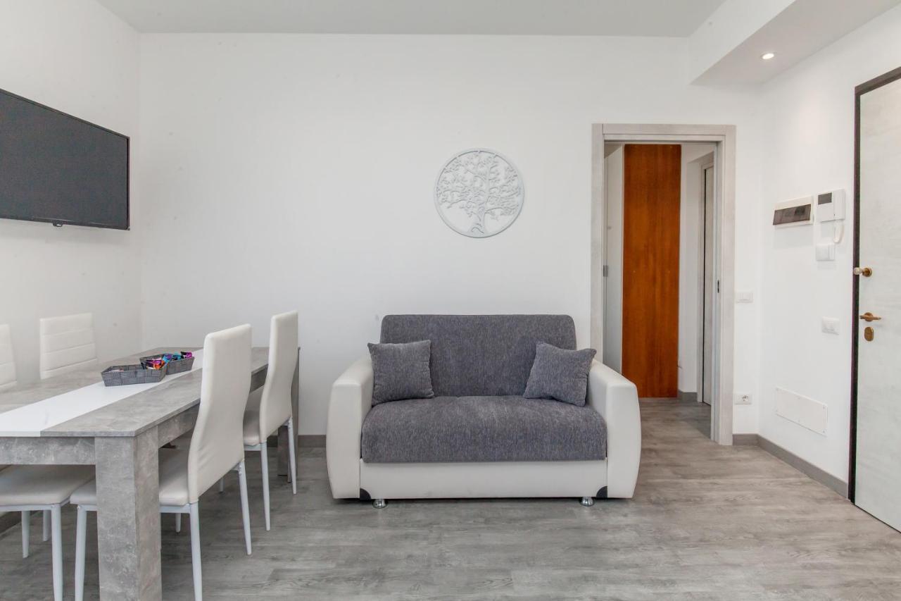 E-Bicocca Apartment มิลาน ภายนอก รูปภาพ